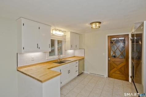 31 Jewel Street Enfield CT 06082