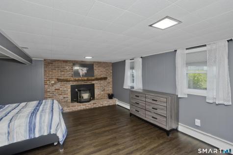 31 Jewel Street Enfield CT 06082