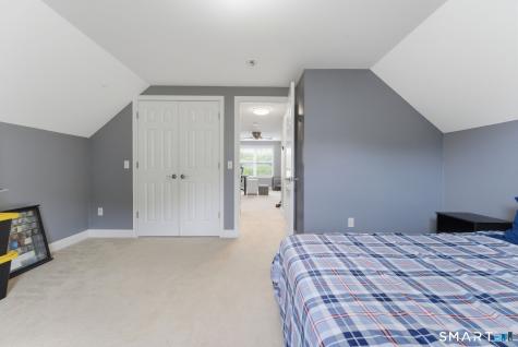 28 River Crest Drive Stonington CT 06379