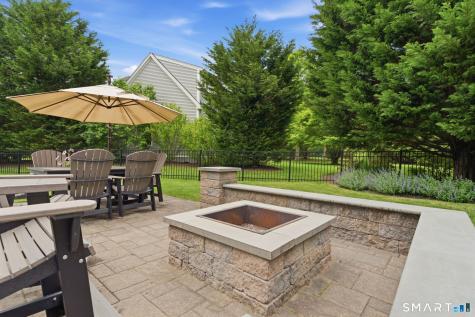 28 River Crest Drive Stonington CT 06379