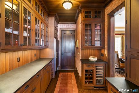 61 Ely Road Farmington CT 06032