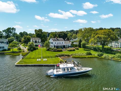 8 Park Place Groton CT 06355