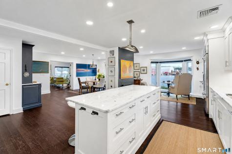 8 Park Place Groton CT 06355
