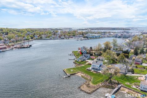 8 Park Place Groton CT 06355