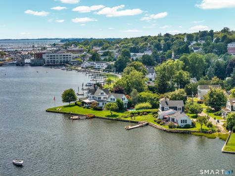 8 Park Place Groton CT 06355