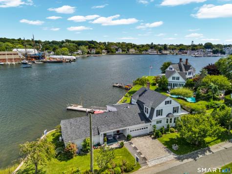 8 Park Place Groton CT 06355
