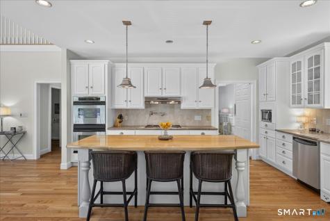 23 Randolph Farm Road Milford CT 06460