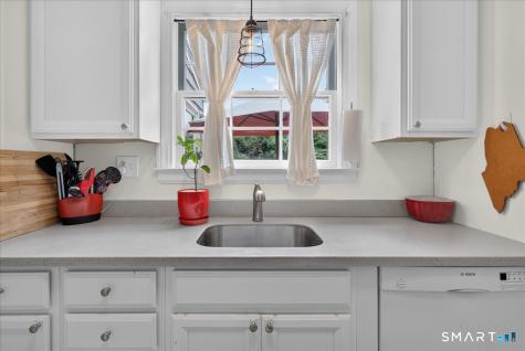 203 Haverford Street Hamden CT 06517