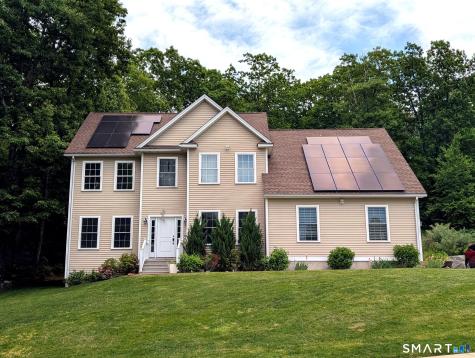 79 High Ledge Circle Manchester CT 06040