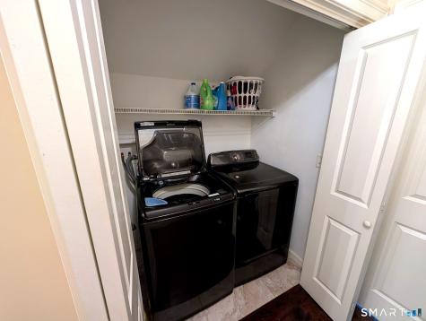 79 High Ledge Circle Manchester CT 06040