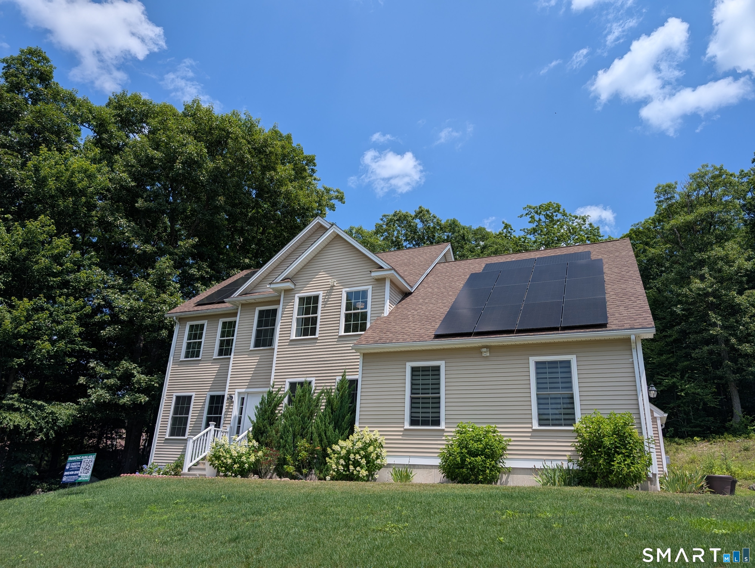 79 High Ledge Circle Manchester CT 06040