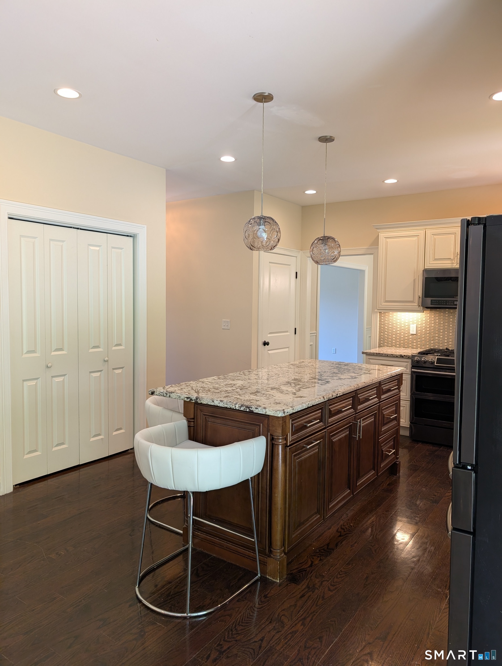 79 High Ledge Circle Manchester CT 06040