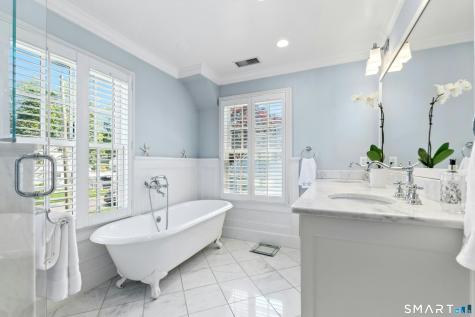 8 Glenwood Drive Darien CT 06820