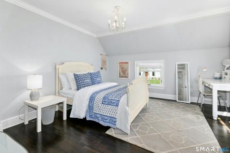 8 Glenwood Drive Darien CT 06820