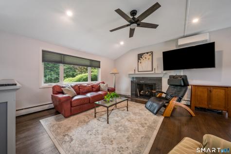 26 Indian Drive Clinton CT 06413