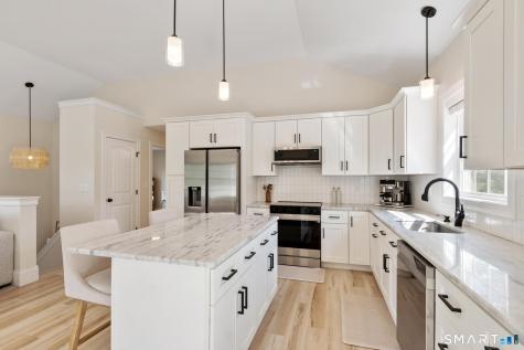 13 Donovan Drive Thompson CT 06262