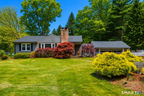 13 Jackson Street Avon CT 06001