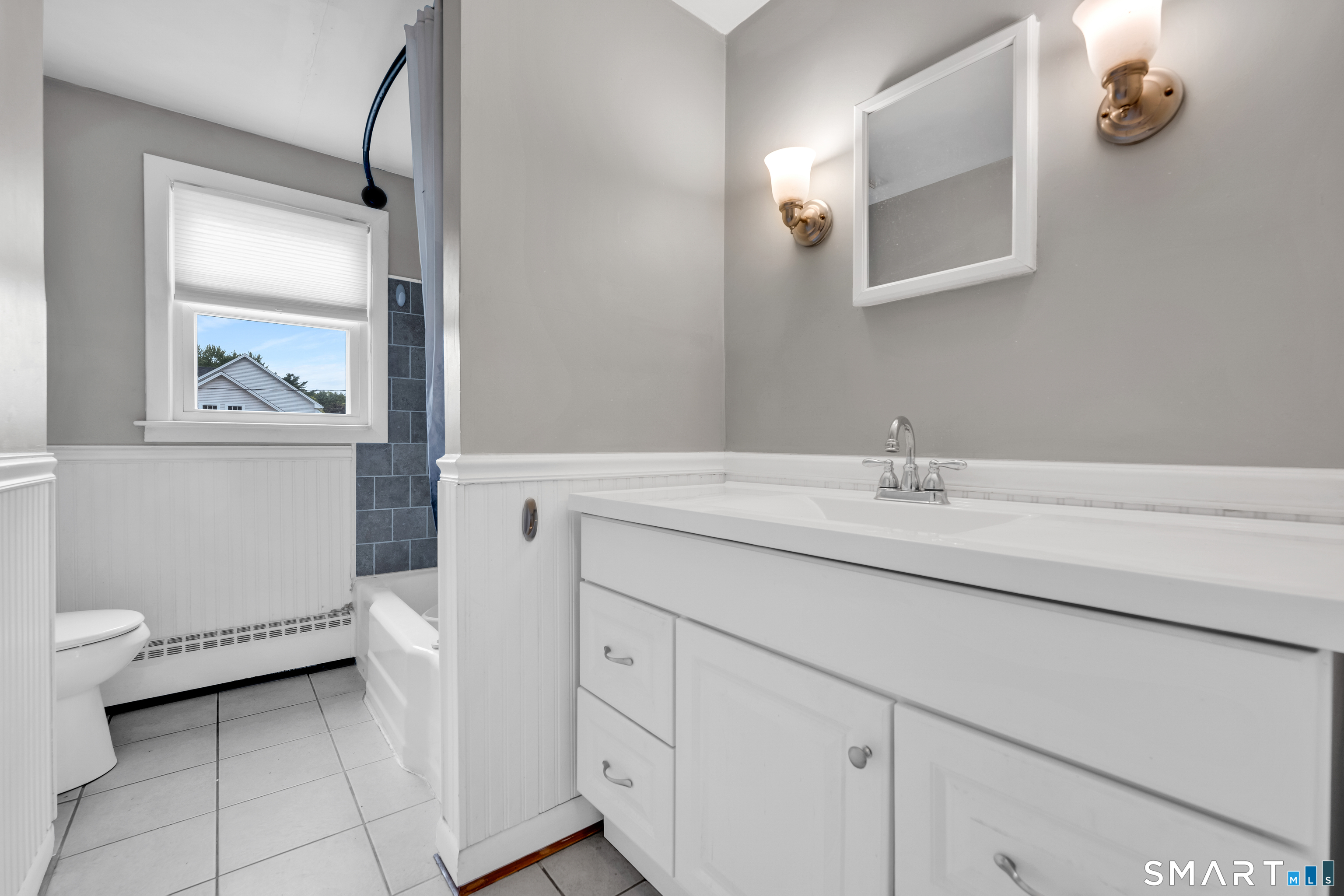 13 Jackson Street Avon CT 06001