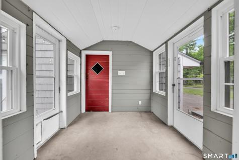 13 Jackson Street Avon CT 06001