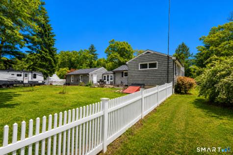 13 Jackson Street Avon CT 06001