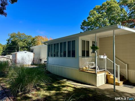 136 Hunters Road Norwich CT 06360