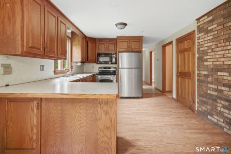 141 Hebron Road Bolton CT 06043