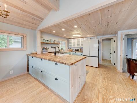 107 North Shore Road Litchfield CT 06750
