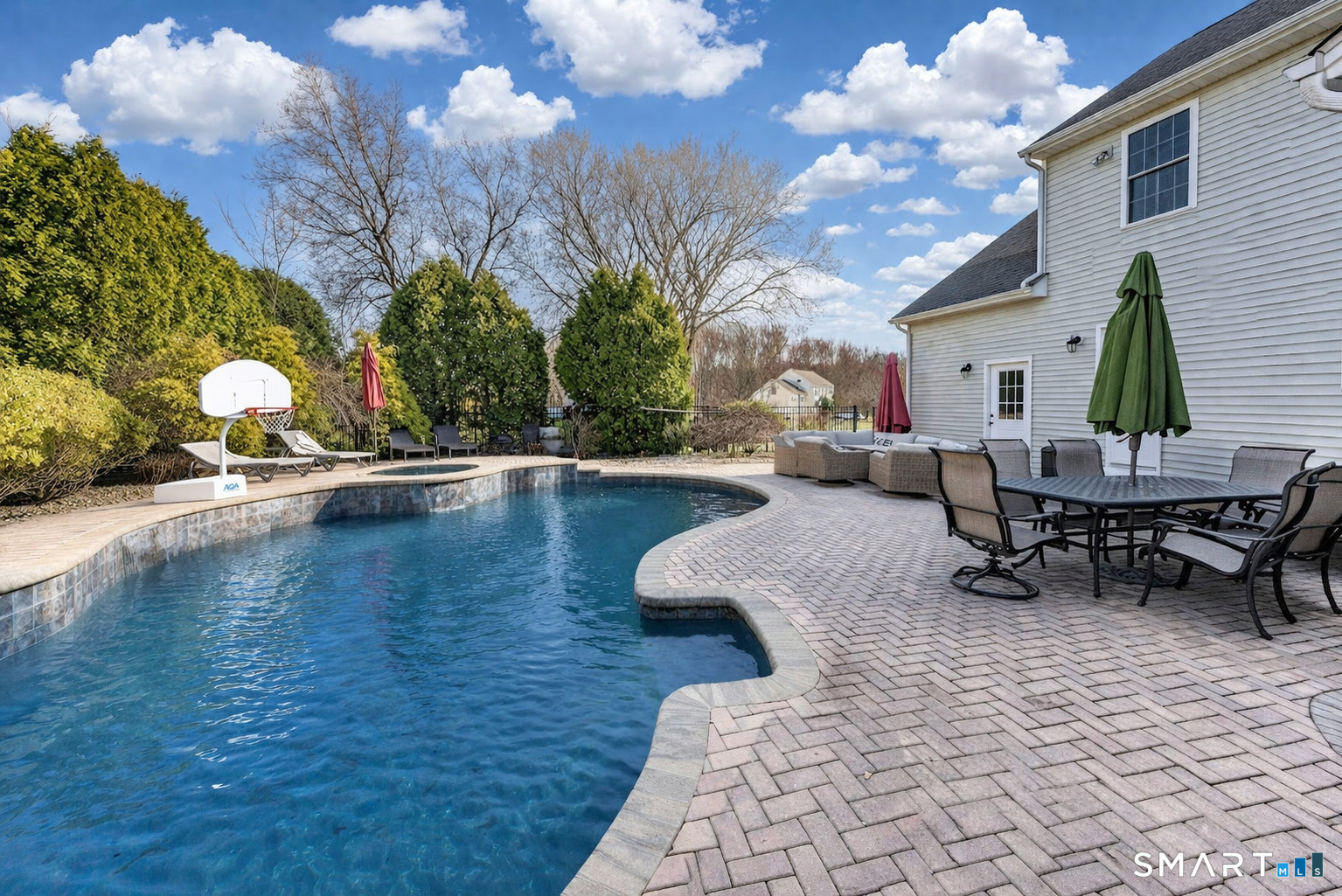 135 Saddle Hill Drive Middletown CT 06457