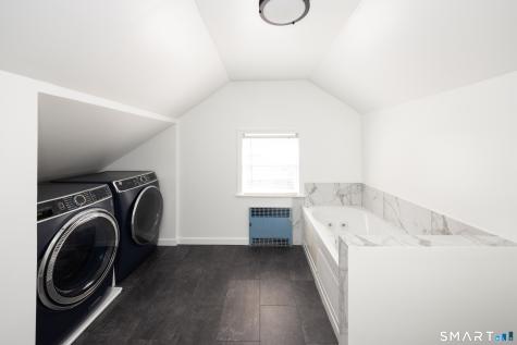 55 Mechanics Street Putnam CT 06260