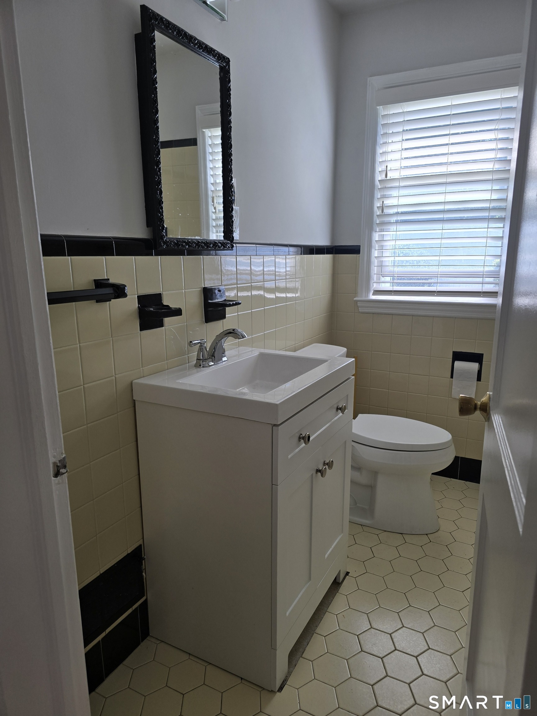 1 Albers Road Danbury CT 06811