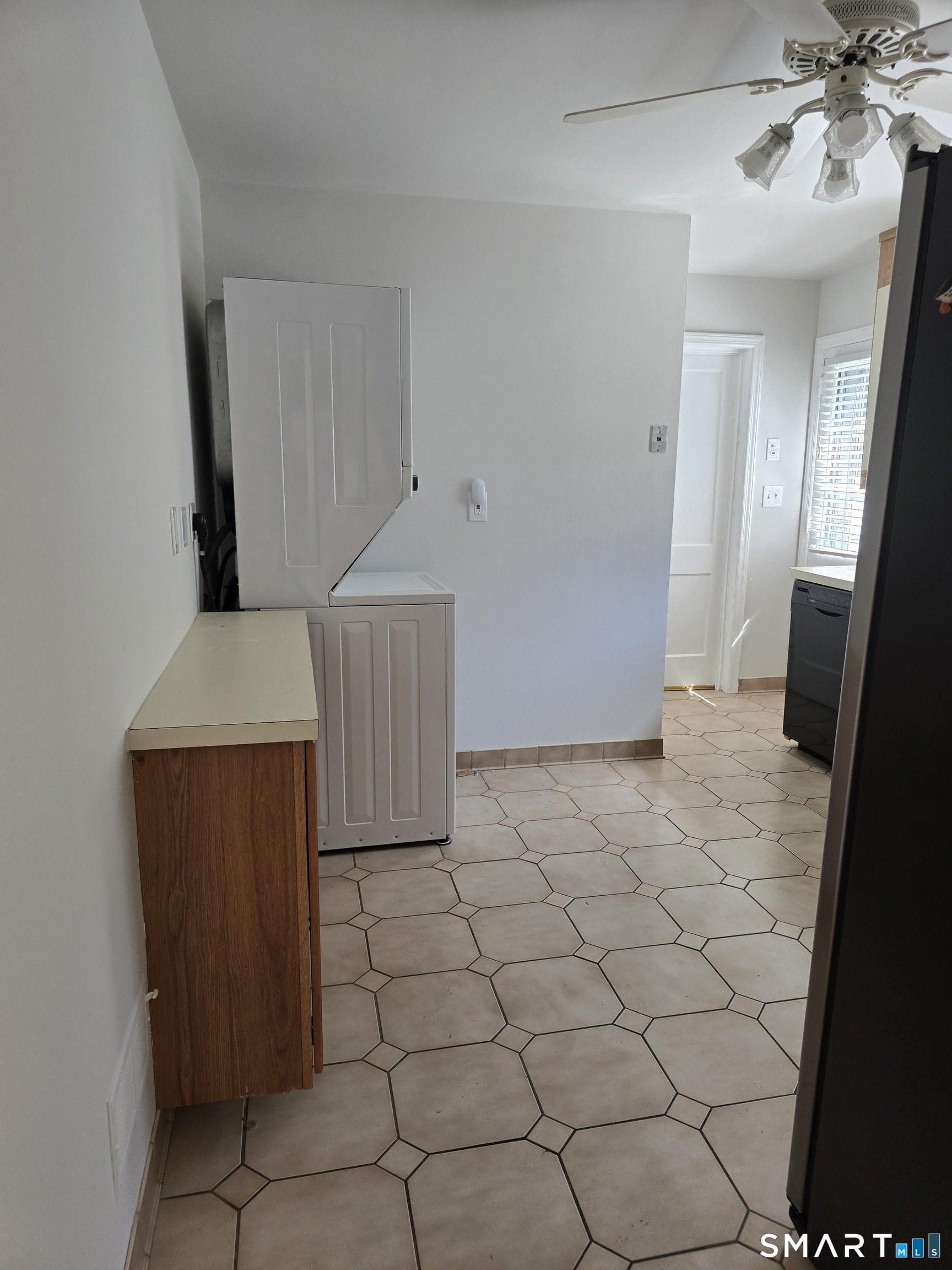1 Albers Road Danbury CT 06811