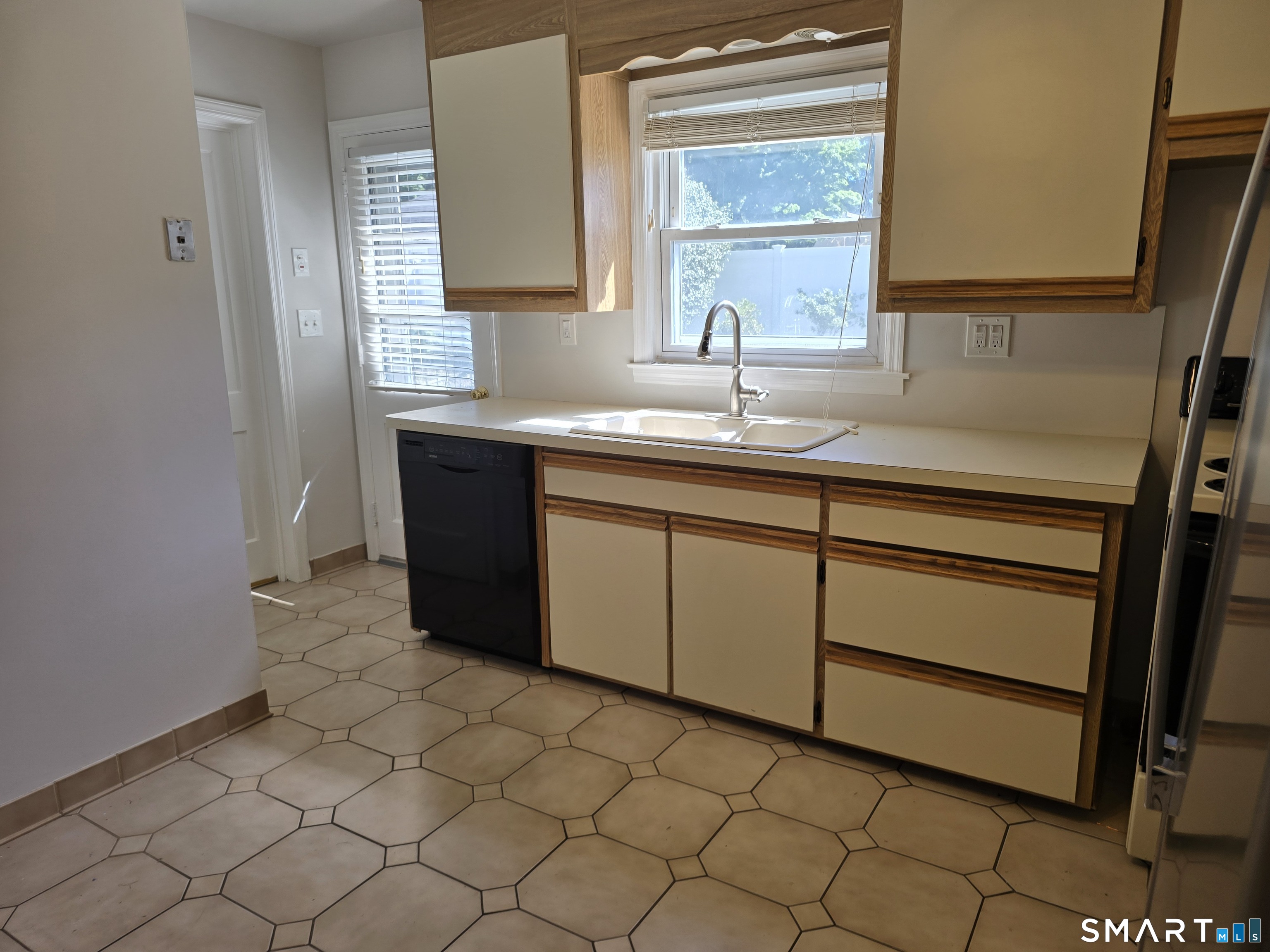 1 Albers Road Danbury CT 06811