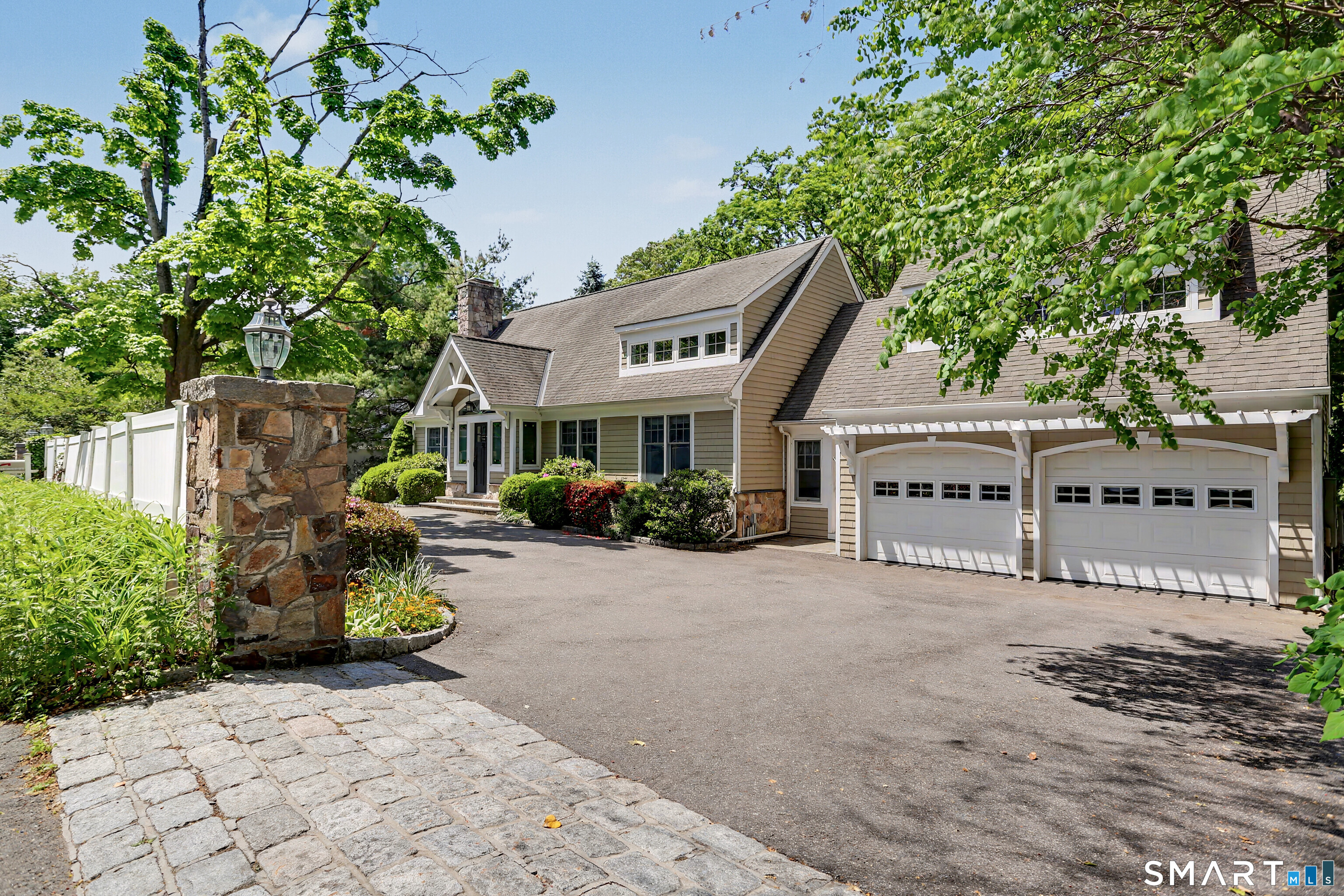 Westport CT, 186 Compo South Road