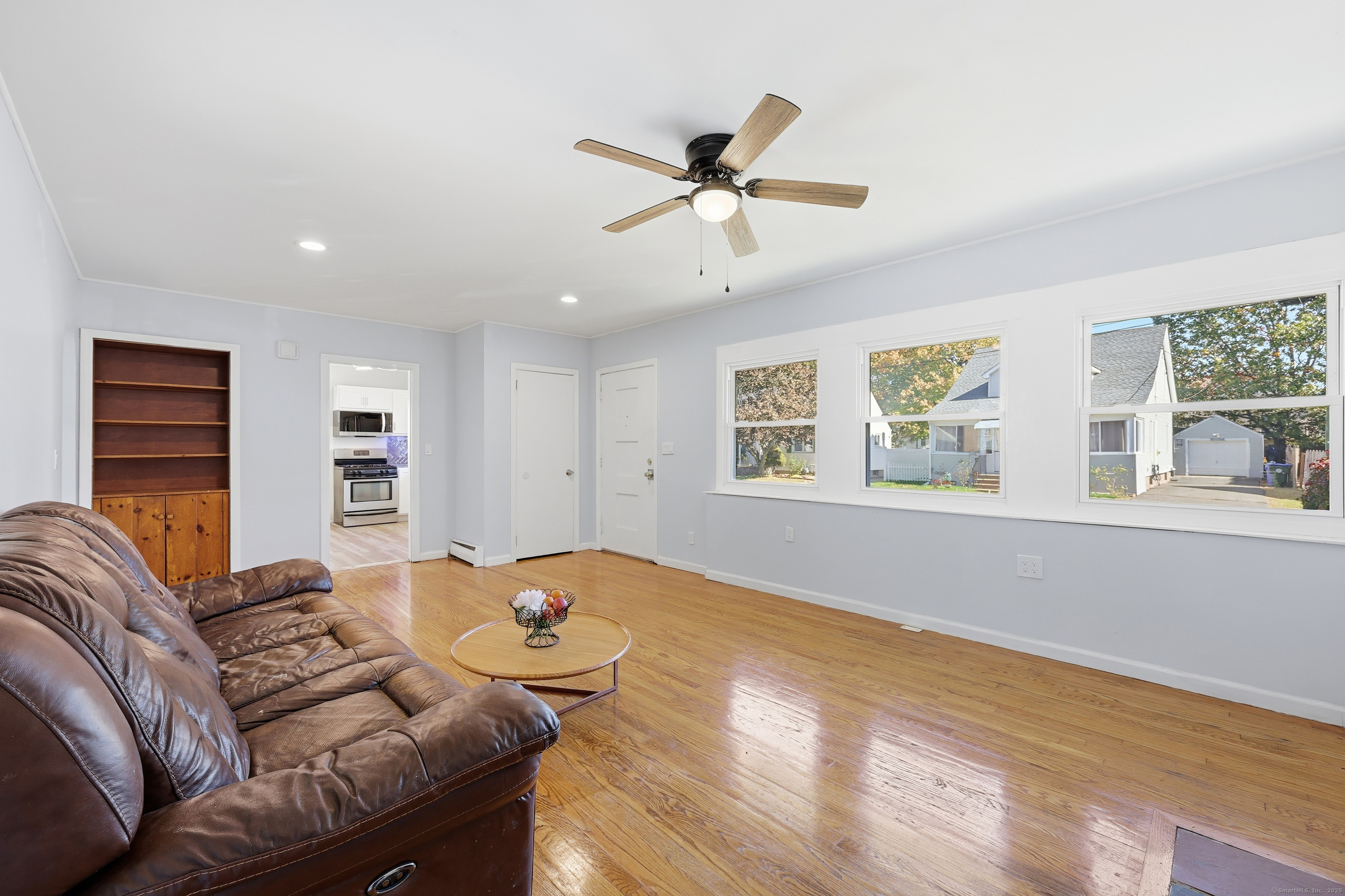 33 Kenyon Place East Hartford CT 06108