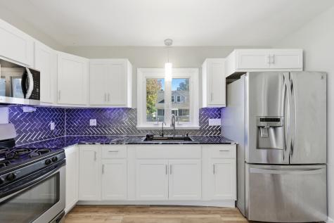 33 Kenyon Place East Hartford CT 06108