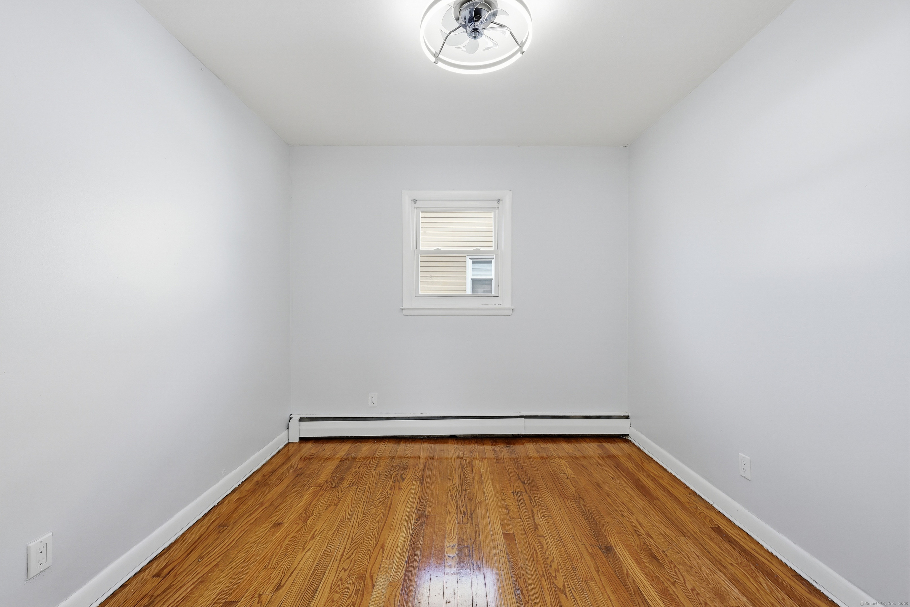 33 Kenyon Place East Hartford CT 06108