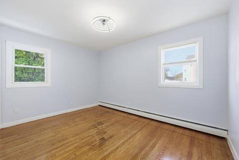 33 Kenyon Place East Hartford CT 06108