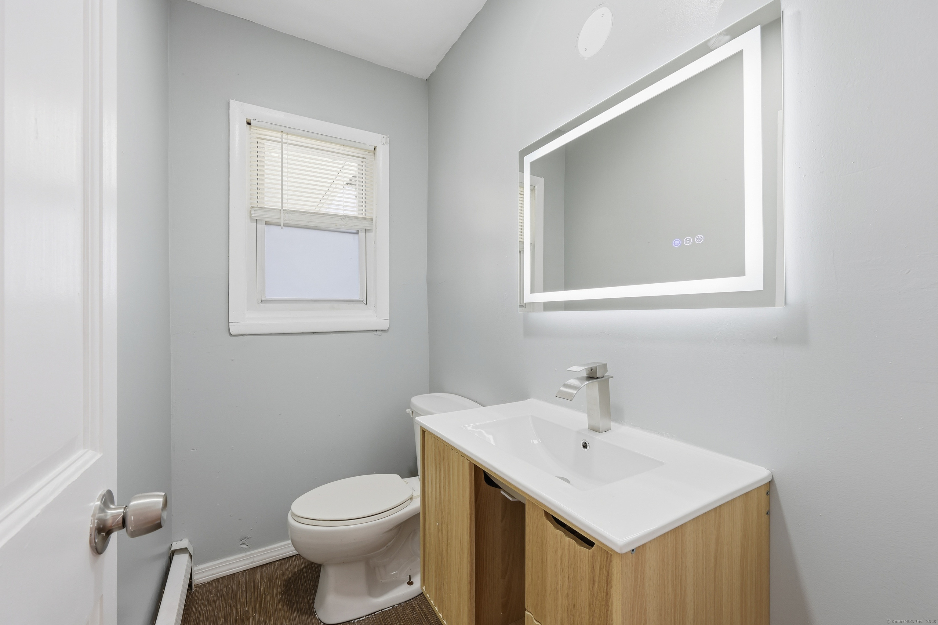 33 Kenyon Place East Hartford CT 06108