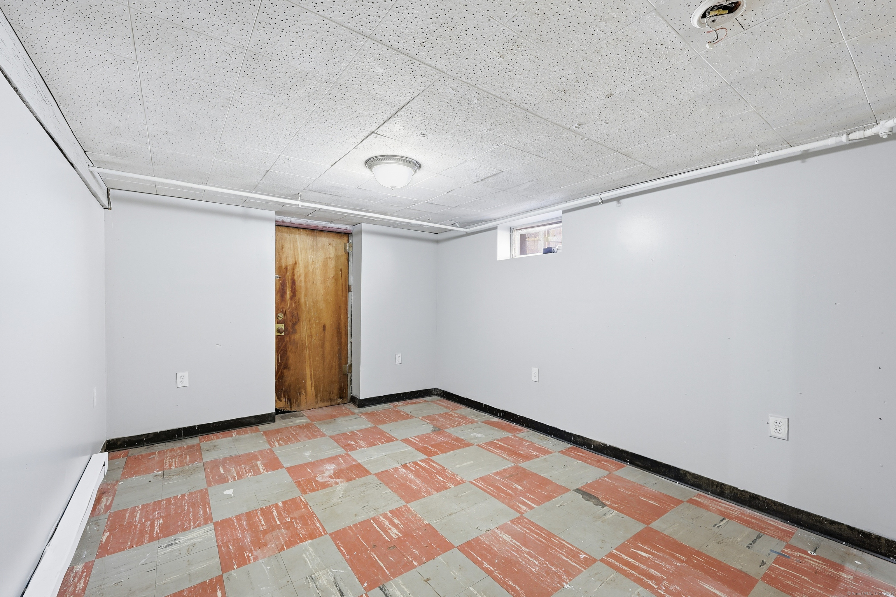 33 Kenyon Place East Hartford CT 06108