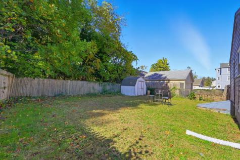 33 Kenyon Place East Hartford CT 06108