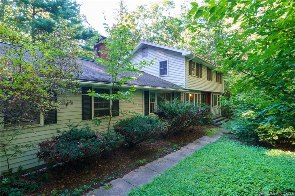 33 Beech Mountain Circle Mansfield CT 06250