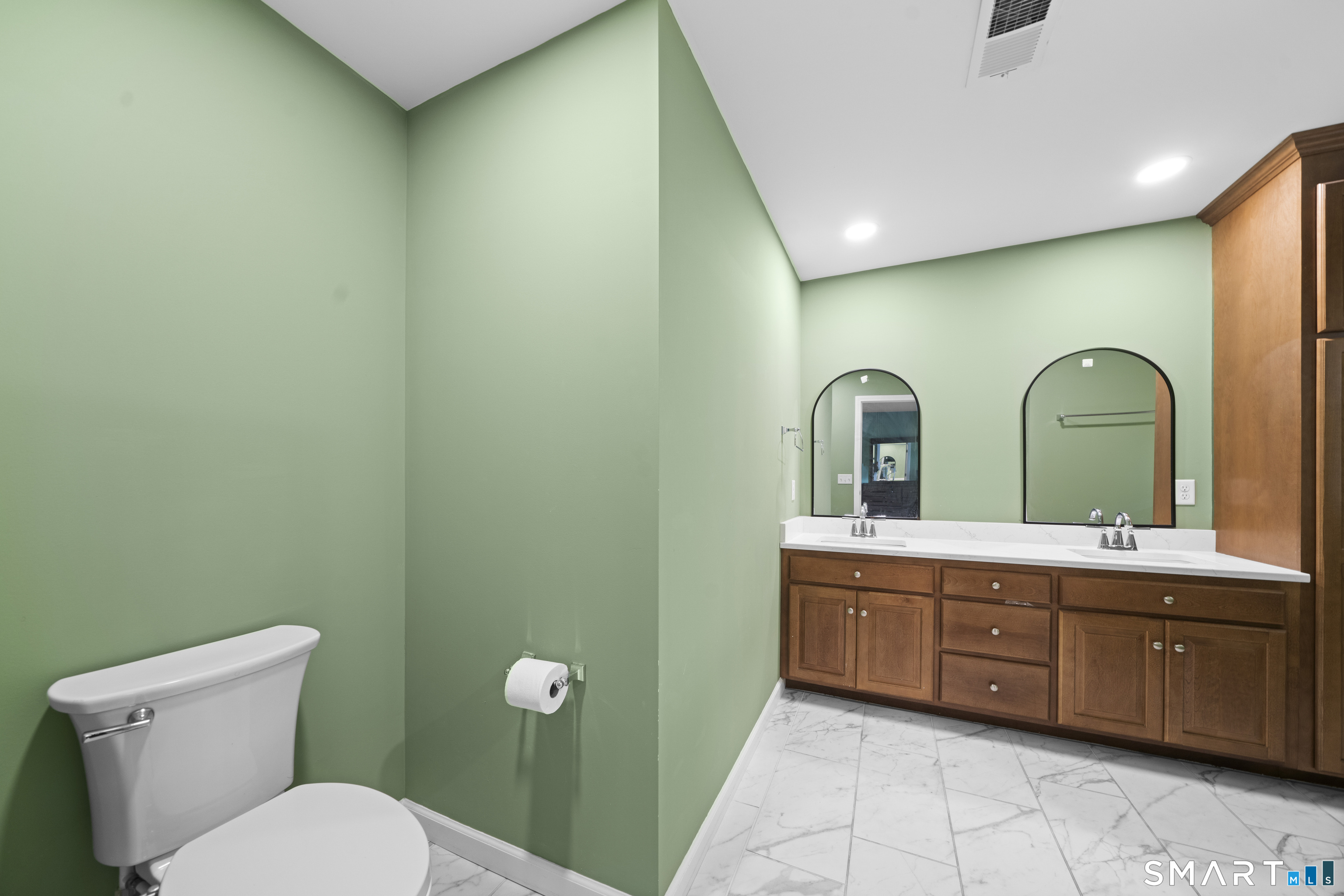 15 Third Street Windsor Locks CT 06096