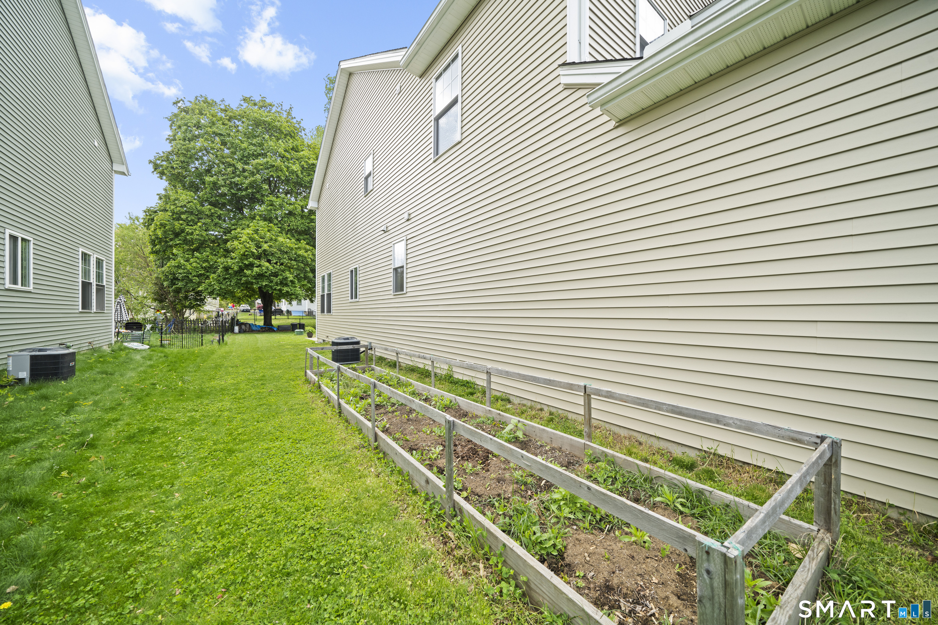 15 Third Street Windsor Locks CT 06096