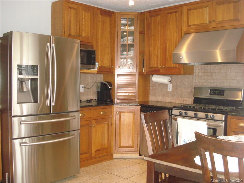 22 Hine Street West Haven CT 06516