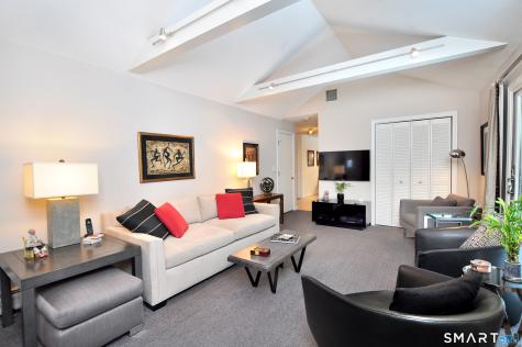 15 Winhart Drive Granby CT 06035