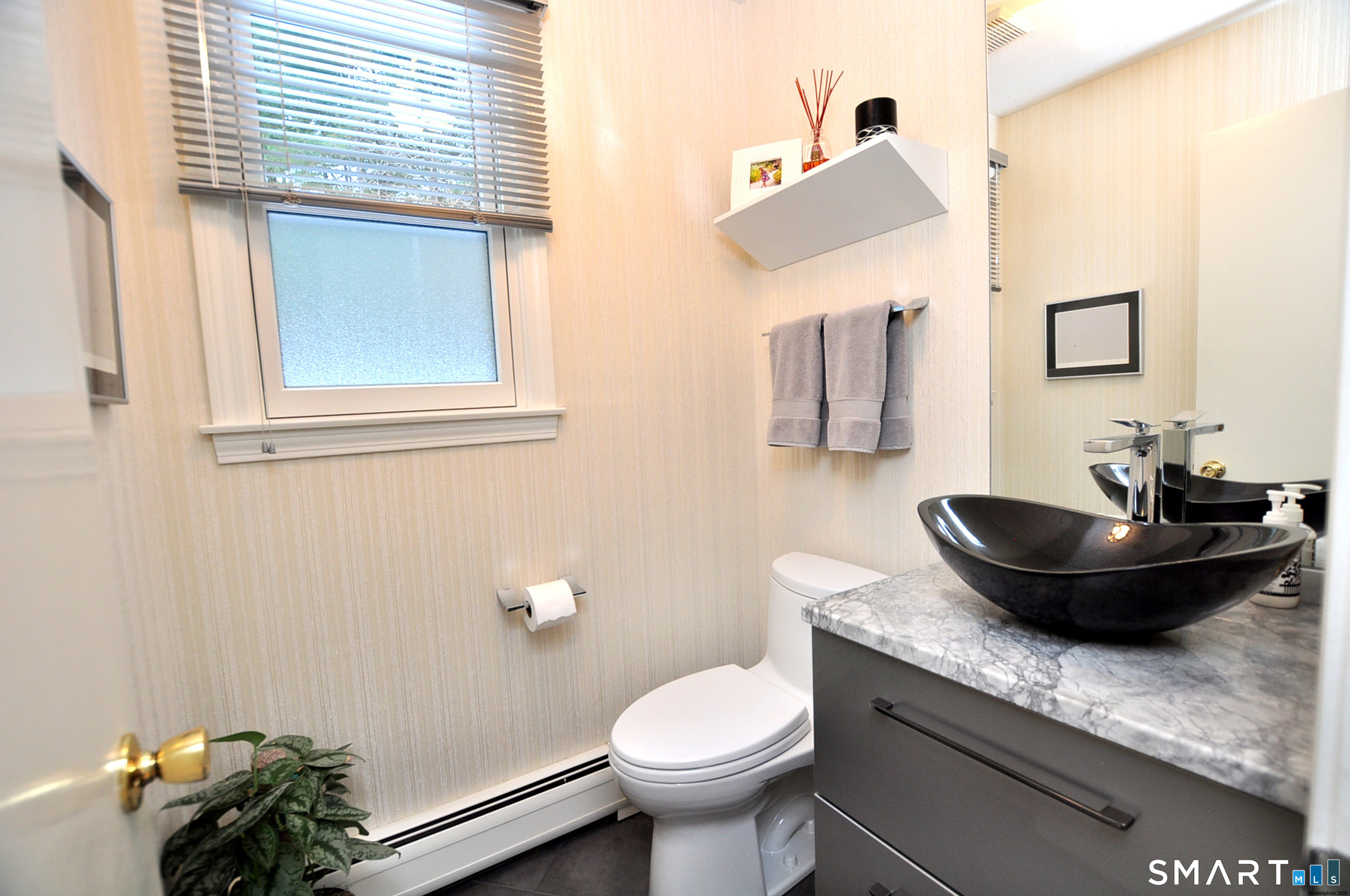 15 Winhart Drive Granby CT 06035