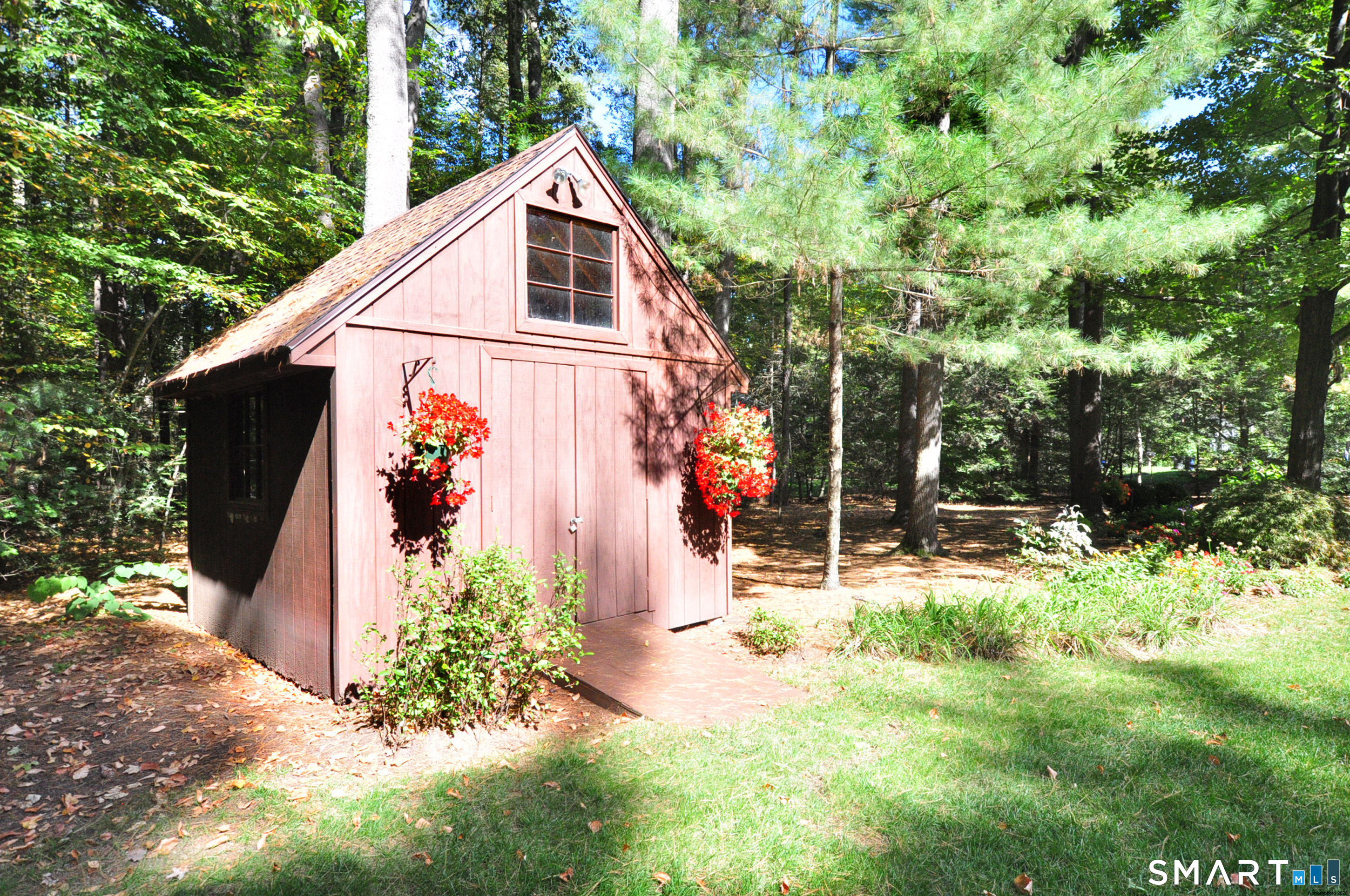 15 Winhart Drive Granby CT 06035