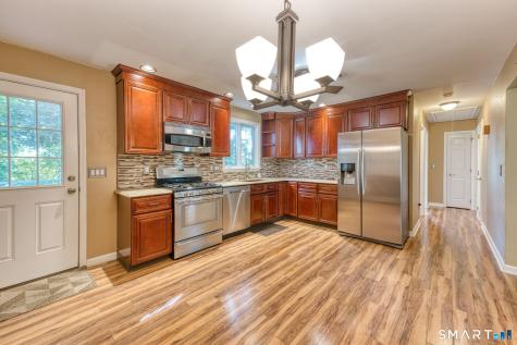 26 Mirijo Road Danbury CT 06811