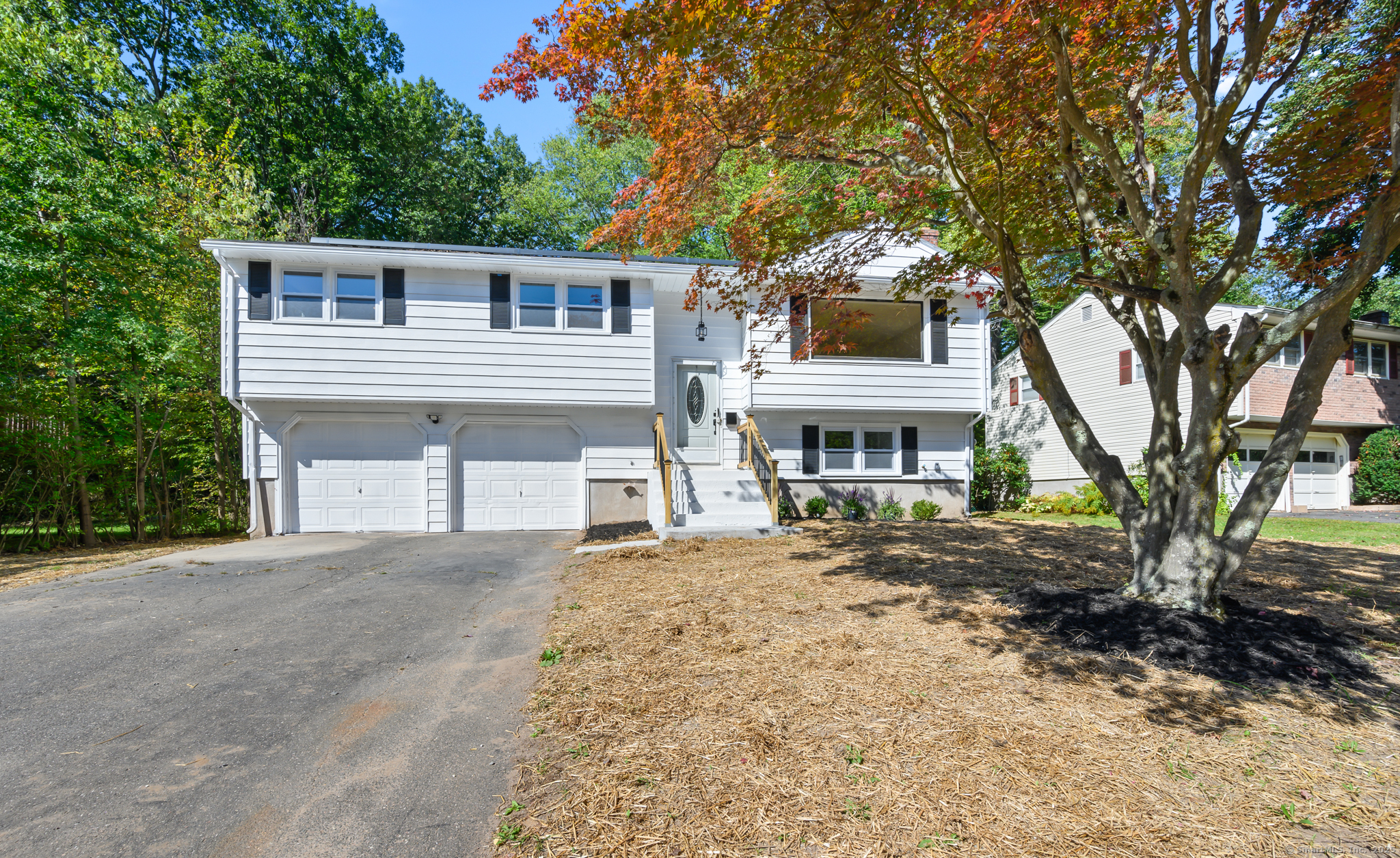 15 Alexander Road Bloomfield CT 06002