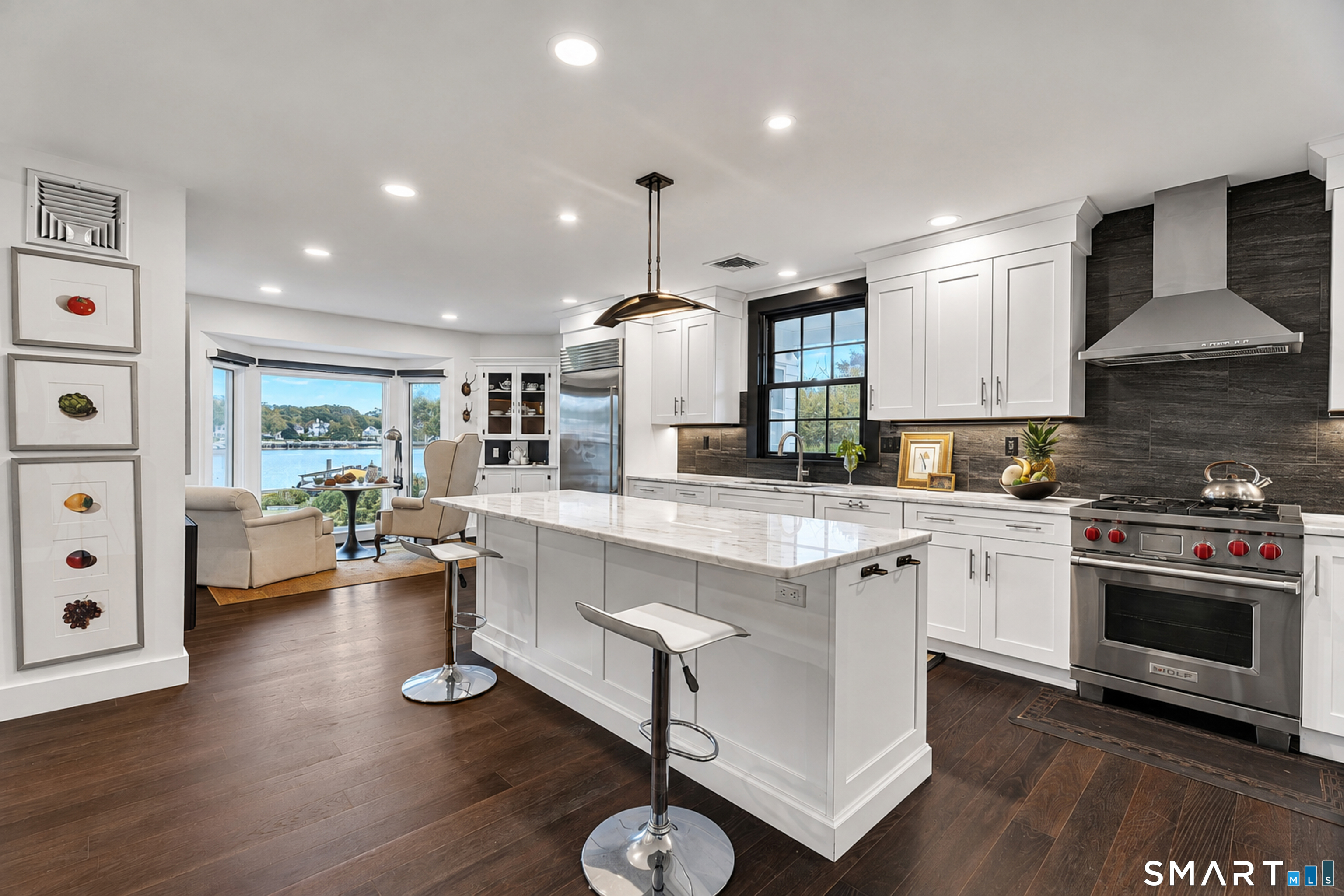 8 Park Place Groton CT 06355
